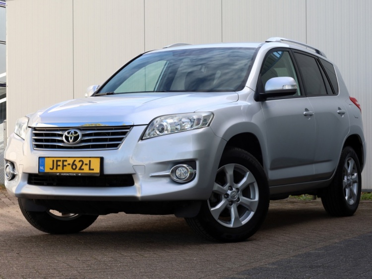 Toyota RAV4 2.0 VVTi Dynamic 4WD | 2000 kg trekgewicht | Clima | Trekhaak