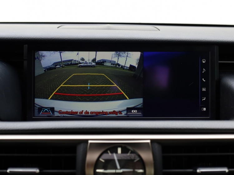 Lexus IS 300h Hybrid Luxury Line | Mark Levinson | Stoelventilatie | Schu