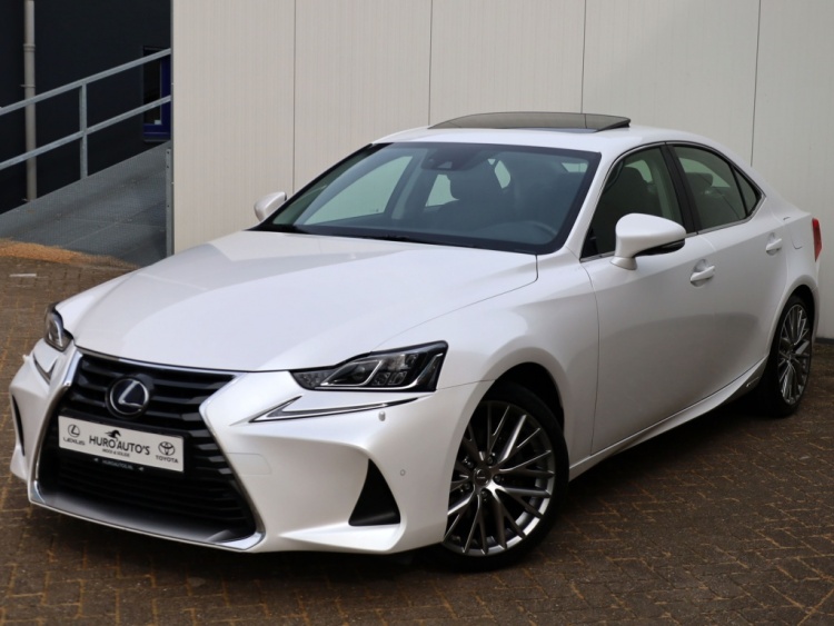 Lexus IS 300h Hybrid Luxury Line | Mark Levinson | Stoelventilatie | Schu