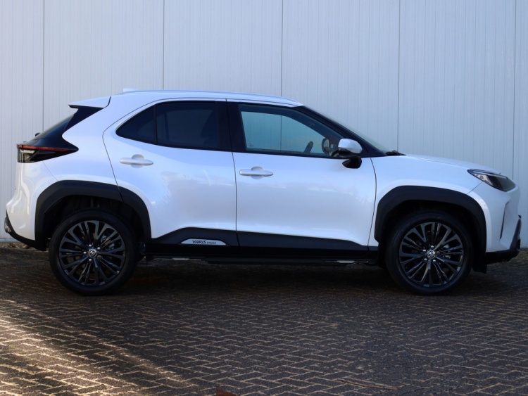 Toyota Yaris Cross 1.5 Hybrid Adventure | Head-Up | Half Leder | Dodehoek