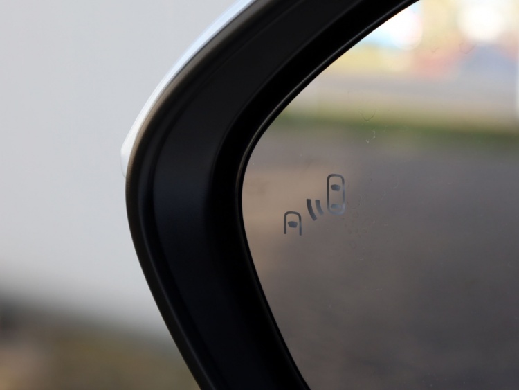 Toyota Yaris Cross 1.5 Hybrid Adventure | Head-Up | Half Leder | Dodehoek