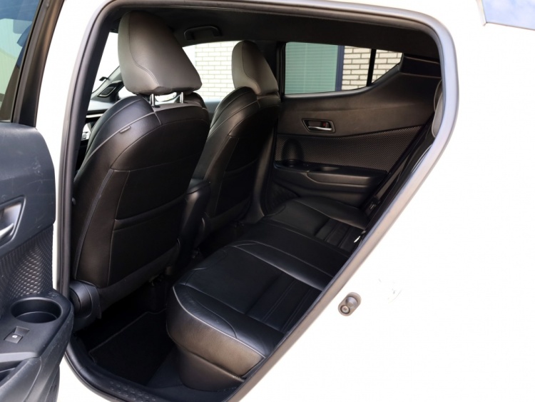 Toyota C-HR 1.8 Hybrid Black Editon | Leder | JBL | Park-Assist