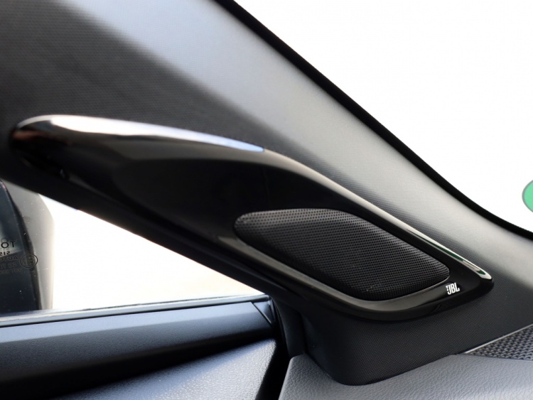 Toyota C-HR 1.8 Hybrid Black Editon | Leder | JBL | Park-Assist