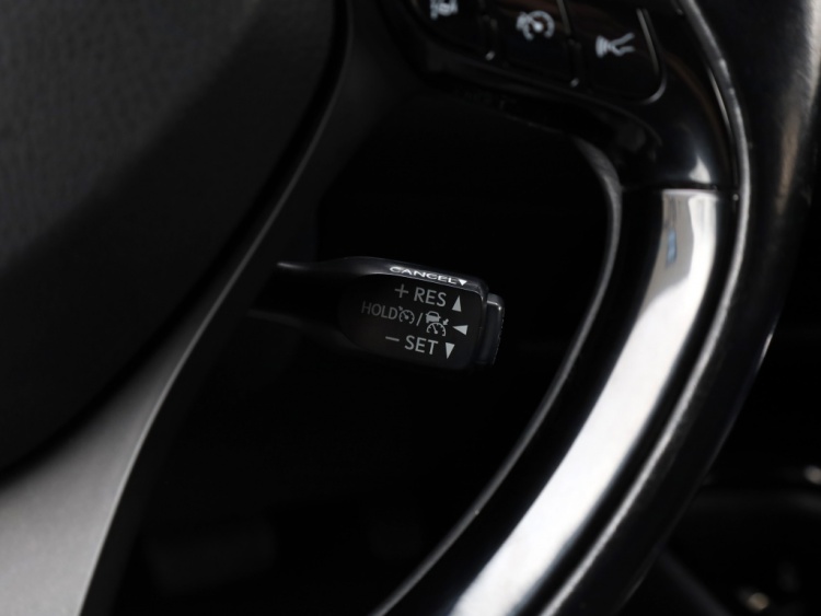 Toyota C-HR 1.8 Hybrid Bi-Tone | JBL Audio | Stoelverwarming | Navigatie