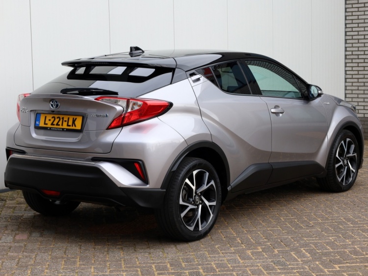 Toyota C-HR 1.8 Hybrid Bi-Tone | JBL Audio | Stoelverwarming | Navigatie