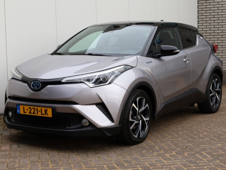 Toyota C-HR 1.8 Hybrid Bi-Tone | JBL Audio | Stoelverwarming | Navigatie