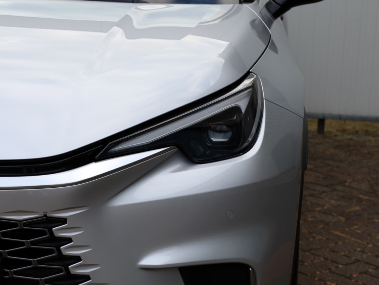 Lexus LBX Cool 2WD | Leder/Alcantara | Memory Seat | BSM