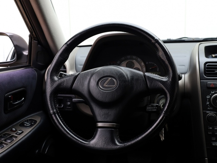 Lexus IS 200 Executive | Clima | Leder/Alcantara | Youngtimer