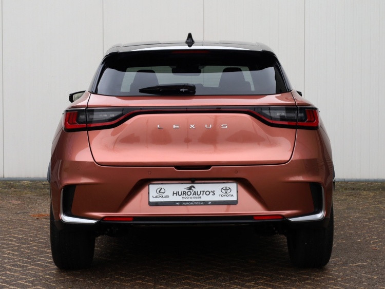 Lexus LBX Cool 2WD | Advanced Pack | Mark Levinson | 360 Camera | Head-Up