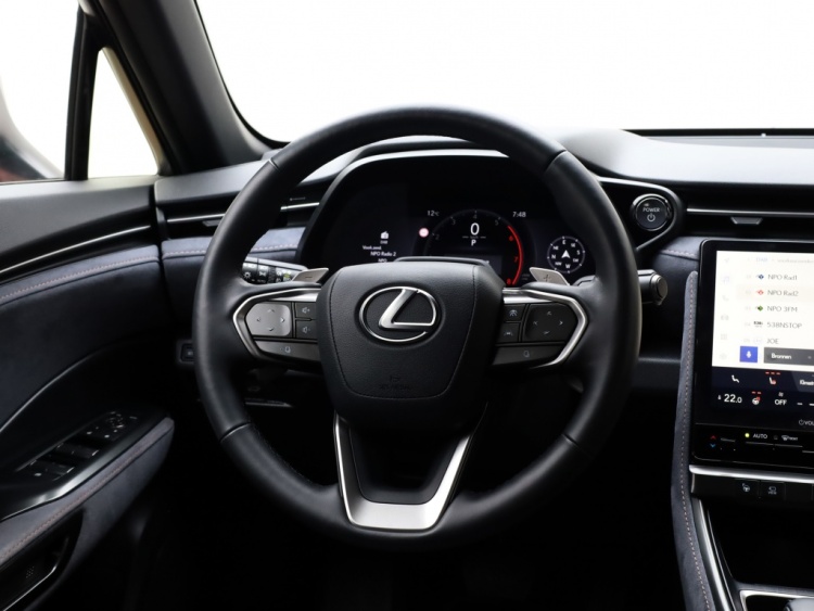 Lexus LBX Cool 2WD | Advanced Pack | Mark Levinson | 360 Camera | Head-Up