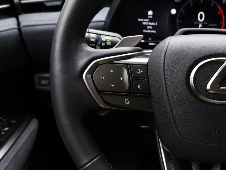 Lexus LBX Cool 2WD | Advanced Pack | Mark Levinson | 360 Camera | Head-Up