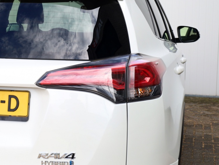 Toyota RAV4 2.5 Hybrid AWD Style | Adaptieve Cruise | El. Achterklep | Trekh