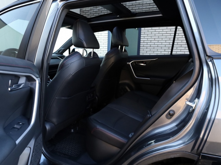 Toyota RAV4 2.5 Plug-in Hybrid Bi-Tone+ | Panoramadak | Stoelventilatie | JB