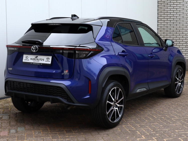 Toyota Yaris Cross 1.5 Hyb 130 GR SPORT | Head Up | Leder/Alcantara | Dodehoek