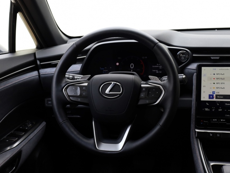 Lexus LBX Cool 2WD | Advanced Pack | Mark Levinson | 360 Camera