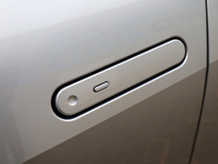 Toyota C-HR 2.0 Hybrid 200 Executive | JBL | Half Leder | El Achterklep