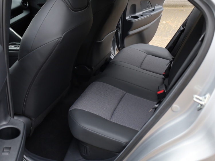 Toyota C-HR 2.0 Hybrid 200 Executive | JBL | Half Leder | El. Achterklep