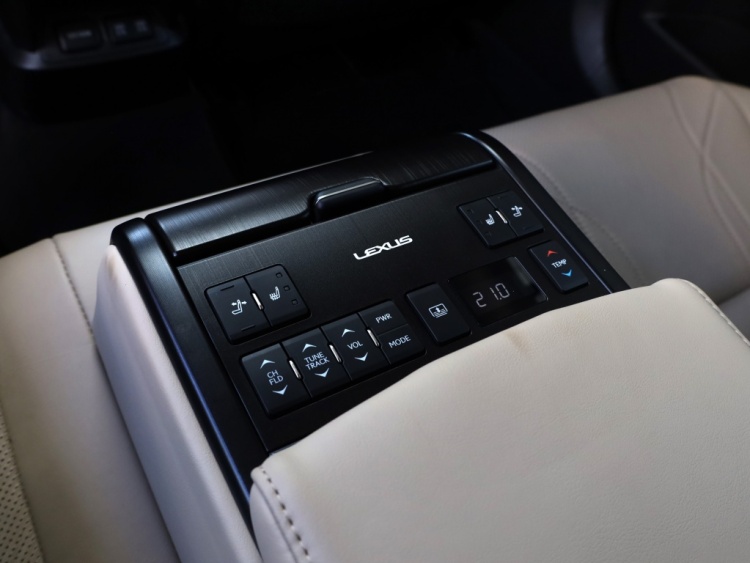 Lexus ES 300h President Line | Mark Levinson | Stoelventilatie | 360 Came