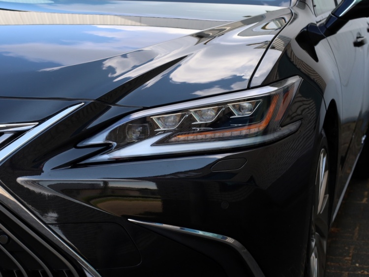 Lexus ES 300h President Line | Mark Levinson | Stoelventilatie | 360 Came