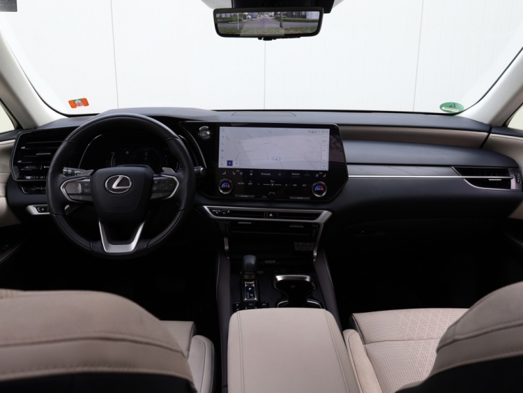 Lexus RX 450h+President Line