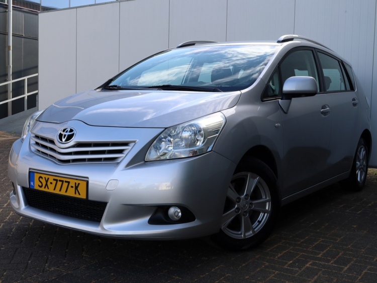 Toyota Verso 1.6 VVT-i Dynamic | Clima | Cruise | Camera