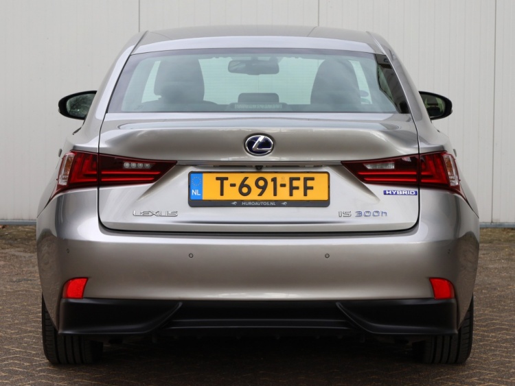Lexus IS 300h Luxury Line | Mark Levinson | Stoelventilatie | Full LED