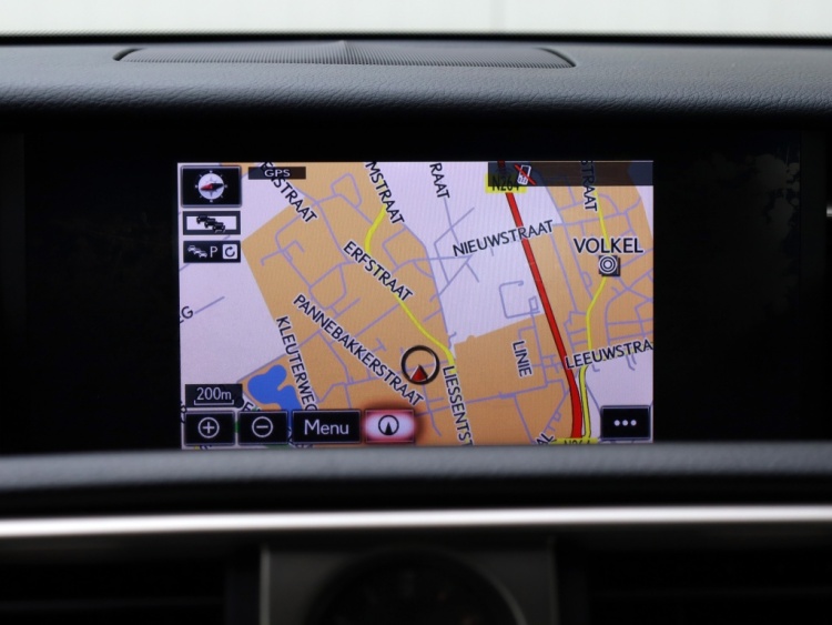 Lexus IS 300h Luxury Line | Mark Levinson | Stoelventilatie | Full LED