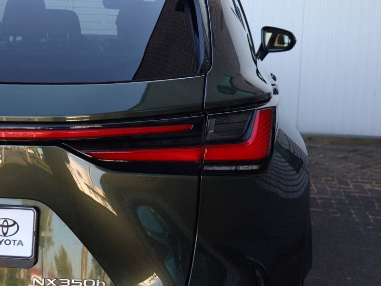 Lexus NX 350h Luxury Line | Panoramadak | 360 Camera | Head-Up