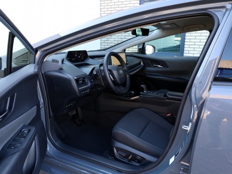 Toyota Prius 2.0 Plug-in Executive | Stuurwielverwarming | El. Achterklep