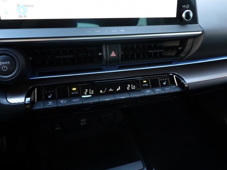 Toyota Prius 2.0 Plug-in Executive | Stuurwielverwarming | El. Achterklep