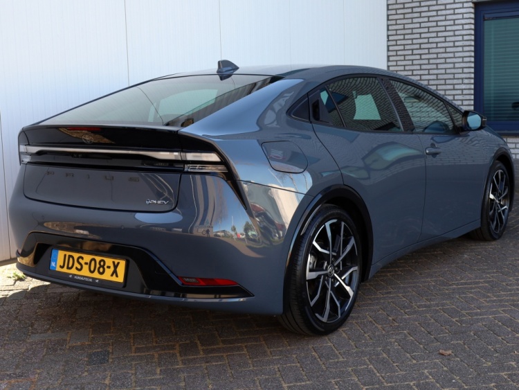 Toyota Prius 2.0 Plug-in Executive | Stuurwielverwarming | El. Achterklep