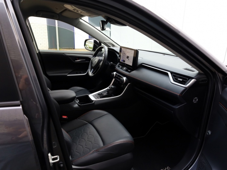 Toyota RAV4 2.5 Hybrid AWD Adventure | JBL Audio | El. Achterklep | Leder