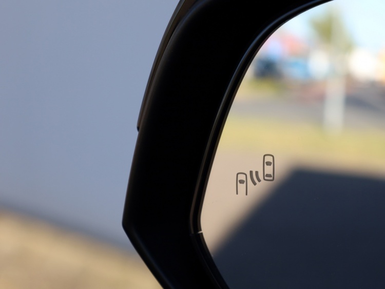 Toyota RAV4 2.5 Hybrid AWD Dynamic | Panoramadak | Winter Pack | Dodehoek