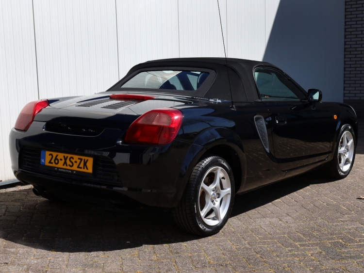 Toyota MR2 1.8-16v VVT-i | Nieuwe soft top