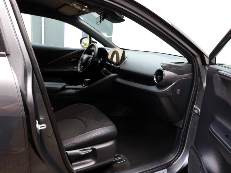 Toyota C-HR 2.0 PHEV 220 GR Sport