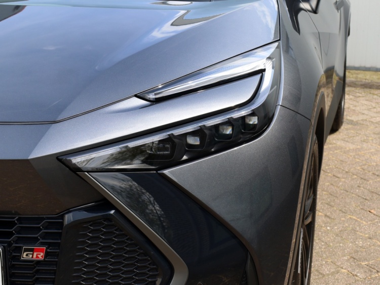 Toyota C-HR 2.0 PHEV 220 GR Sport