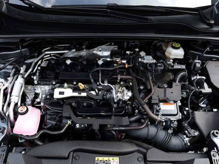 Toyota C-HR 2.0 PHEV 220 GR Sport