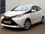 Toyota Aygo 1.0 VVT-i x-play | NAP | Airco | Multimedia