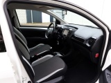 Toyota Aygo 1.0 VVT-i x-play | NAP | Airco | Multimedia