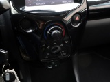 Toyota Aygo 1.0 VVT-i x-play | NAP | Airco | Multimedia