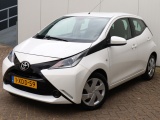 Toyota Aygo 1.0 VVT-i x-play | NAP | Airco | Multimedia