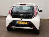 Toyota Aygo 1.0 VVT-i x-play | NAP | Airco | Multimedia