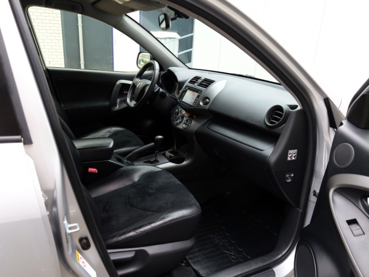 Toyota RAV4 2.0 VVTi Executive Business Automaat | Leder/Alcantara | Trekhaa