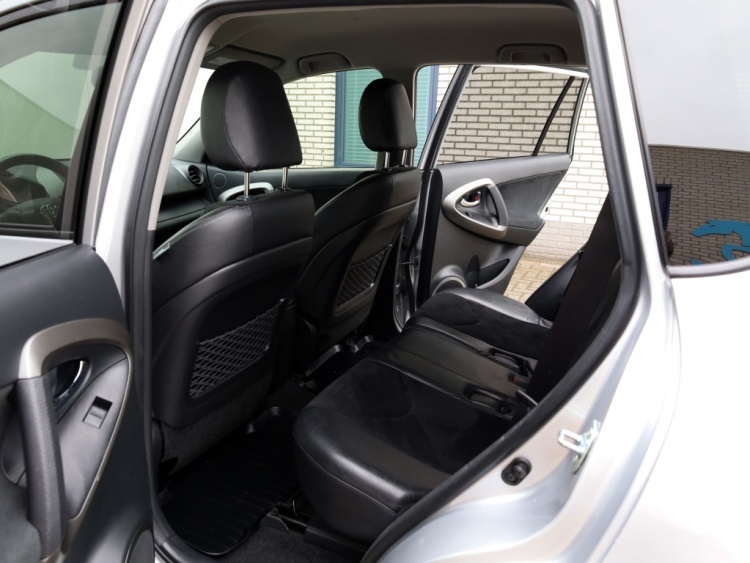 Toyota RAV4 2.0 VVTi Executive Business Automaat | Leder/Alcantara | Trekhaa
