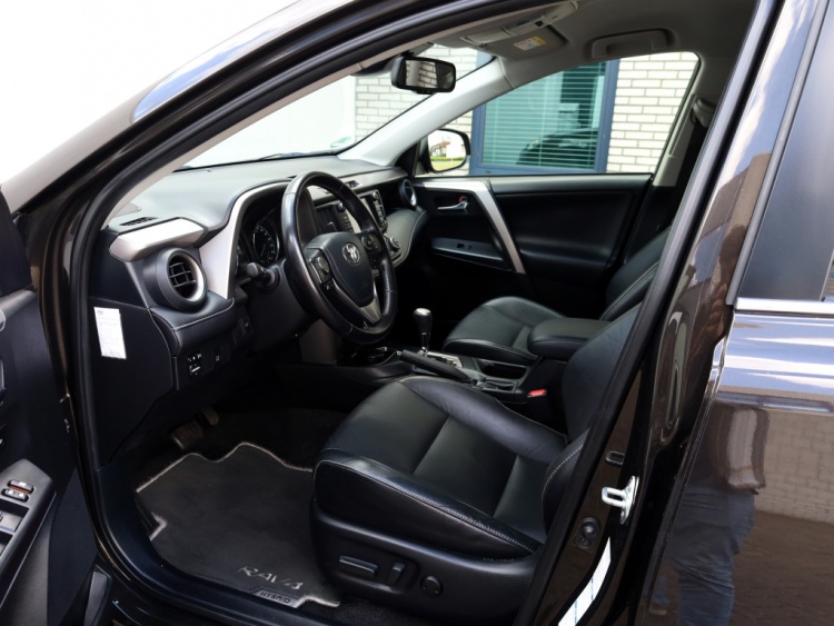Toyota RAV4 2.5 Hybrid AWD Executive | Leder | 360 Camera | Trekhaak
