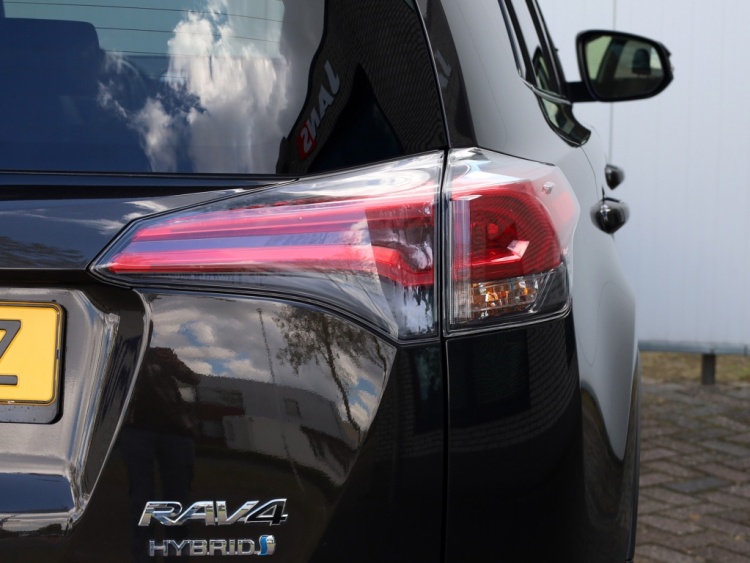 Toyota RAV4 2.5 Hybrid AWD Executive | Leder | 360 Camera | Trekhaak