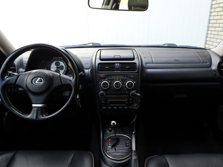 Lexus IS 200 Executive | Leder | Stoelverwarming | Clima