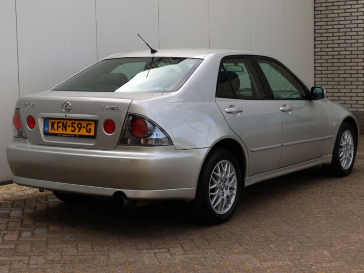 Lexus IS 200 Executive | Leder | Stoelverwarming | Clima