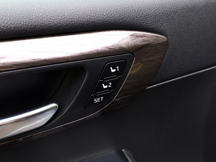 Toyota highlander 2.5 AWD Hybrid Premium | Panoramadak | 360 Camera | Stoelventila
