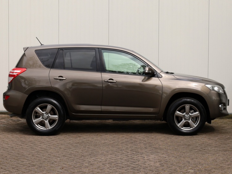 Toyota RAV4 2.0 VVTi Executive Business | Leder/Alcantara | Stoelverwarming